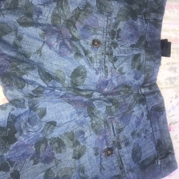 Floral capris - Picture 2 of 3
